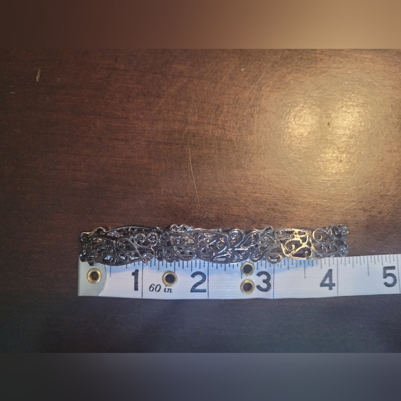 Bracelet&Earrings Costume Jewelry,Earrings never worn,purchased set w/ necklace. - Picture 5 of 6